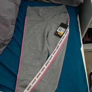 WOMENS XS NIKE LEGGINGS